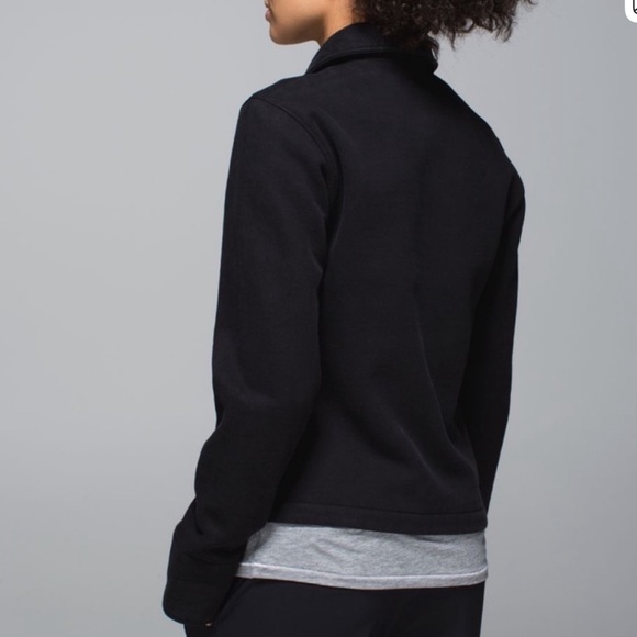 LULULEMON LAB SHADOW JACKET🌹 - Picture 3 of 16